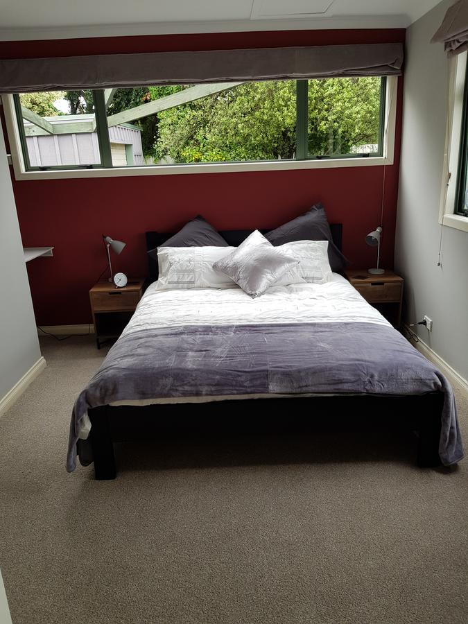 Central Taupo Townhouse Екстериор снимка