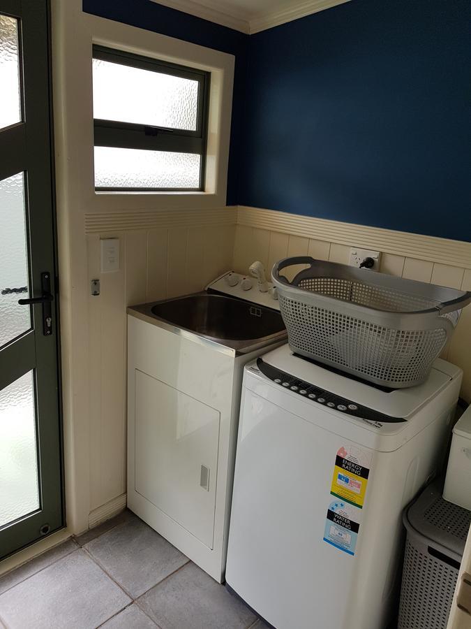Central Taupo Townhouse Екстериор снимка