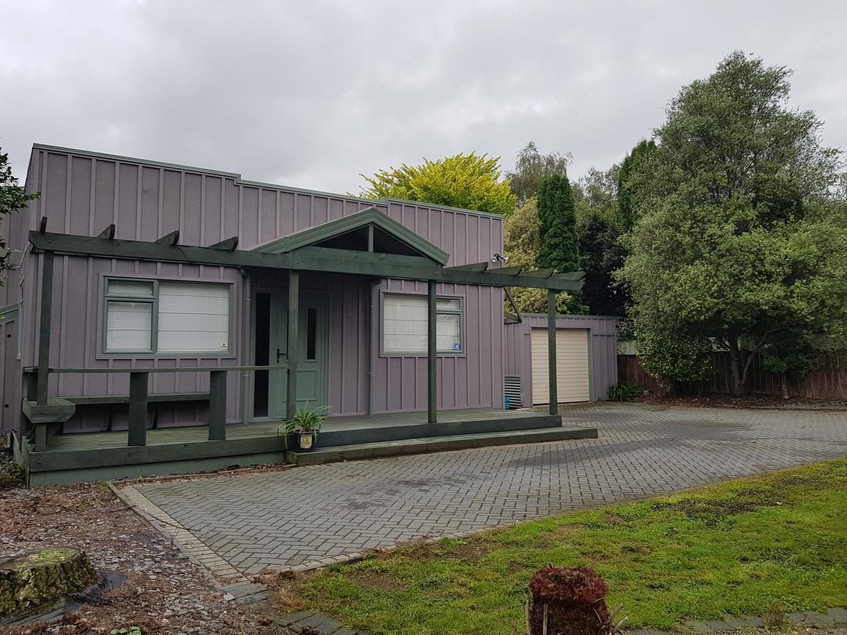 Central Taupo Townhouse Екстериор снимка